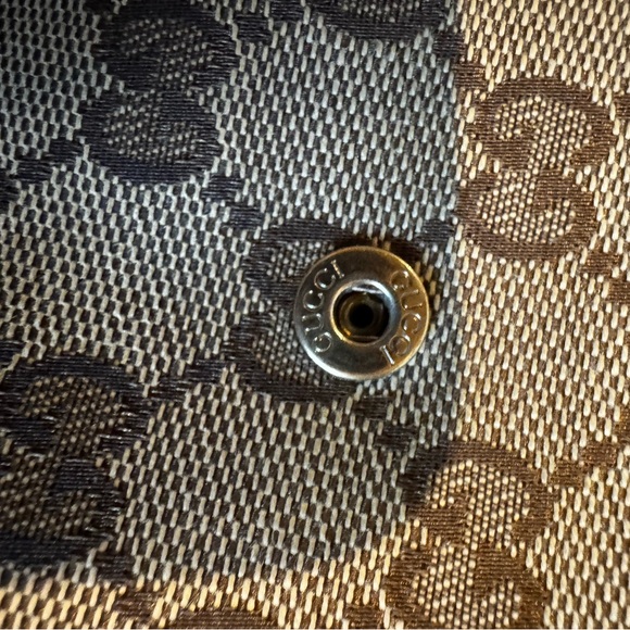 Gucci
GG Princy French Flap Wallet converted Crossbody - Picture 15 of 17